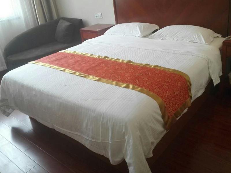 Greentree Inn Linyi Feixian Jianshe Road Express Hotel Εξωτερικό φωτογραφία
