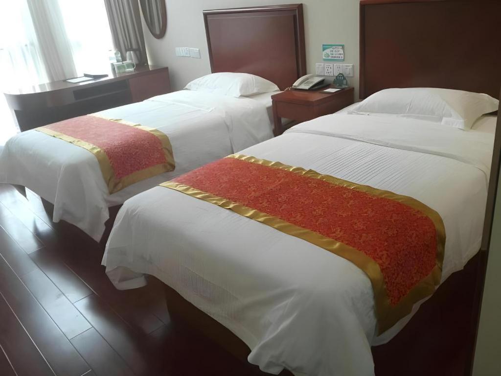 Greentree Inn Linyi Feixian Jianshe Road Express Hotel Εξωτερικό φωτογραφία
