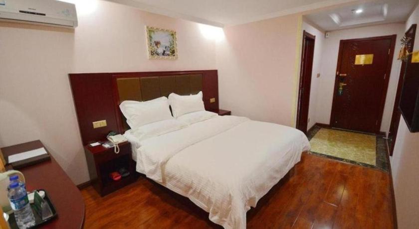 Greentree Inn Linyi Feixian Jianshe Road Express Hotel Εξωτερικό φωτογραφία