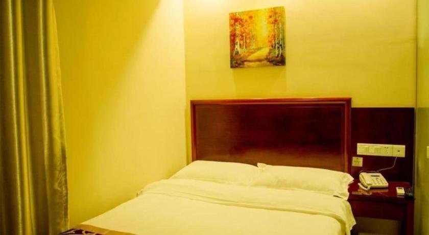 Greentree Inn Linyi Feixian Jianshe Road Express Hotel Εξωτερικό φωτογραφία