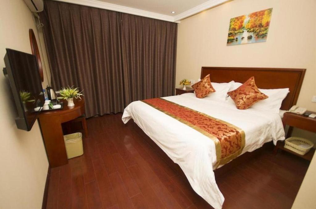Greentree Inn Linyi Feixian Jianshe Road Express Hotel Εξωτερικό φωτογραφία