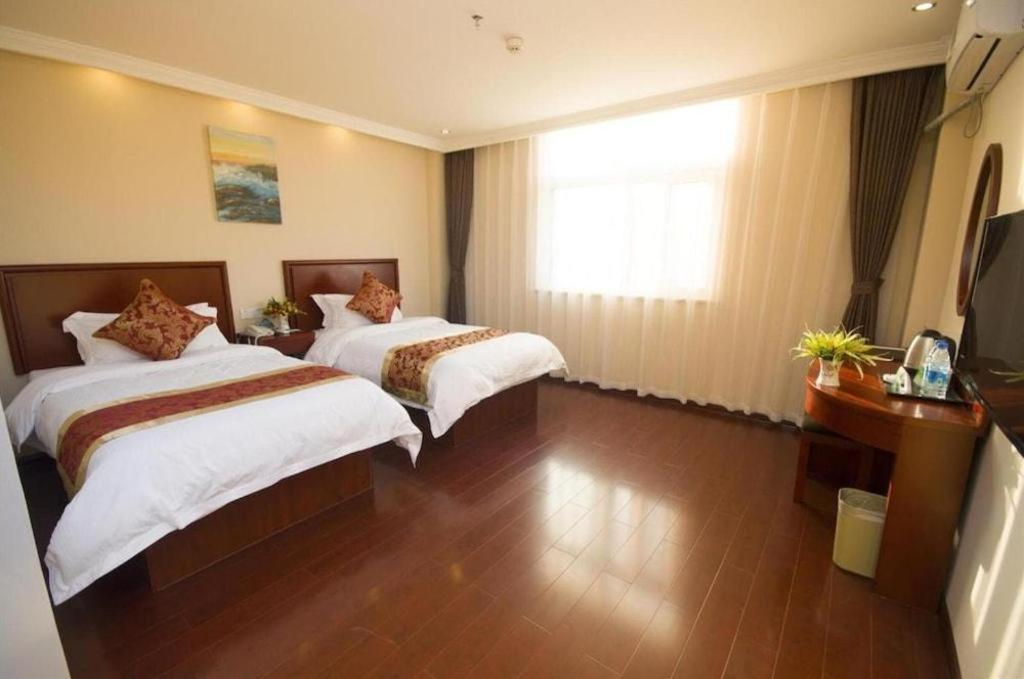 Greentree Inn Linyi Feixian Jianshe Road Express Hotel Εξωτερικό φωτογραφία