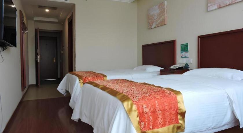 Greentree Inn Linyi Feixian Jianshe Road Express Hotel Εξωτερικό φωτογραφία