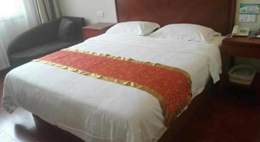 Greentree Inn Linyi Feixian Jianshe Road Express Hotel Εξωτερικό φωτογραφία